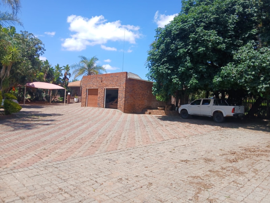 Commercial Property for Sale in Rietvly A H North West